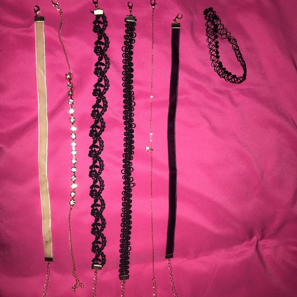 Choker Set - Picture 1 of 1